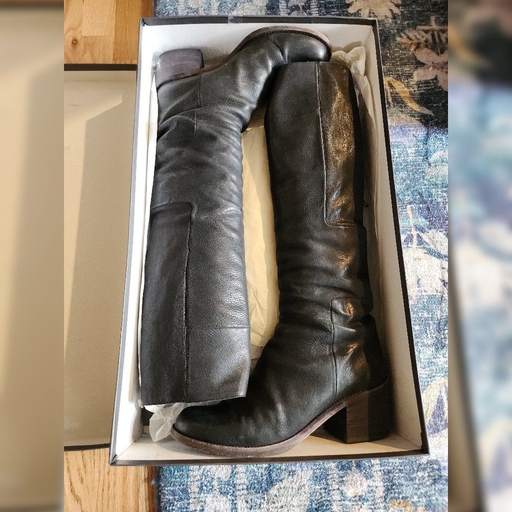 LD Tuttle Lost boots